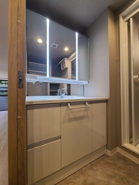 apartment 埼玉県さいたま市南区南浦和２丁目38-1 北原ビル1階