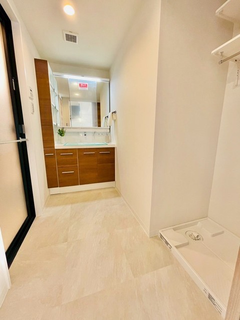 apartment 埼玉県さいたま市南区南浦和２丁目38-1 北原ビル1階