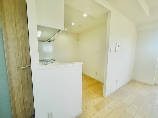 apartment 埼玉県さいたま市南区南浦和２丁目38-1 北原ビル1階