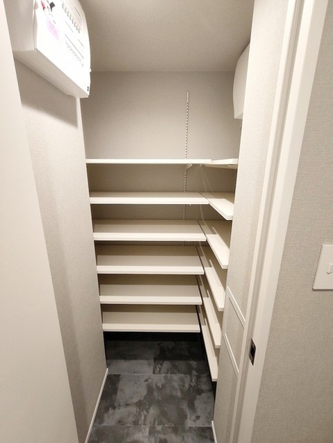 apartment 埼玉県さいたま市南区南浦和２丁目38-1 北原ビル1階