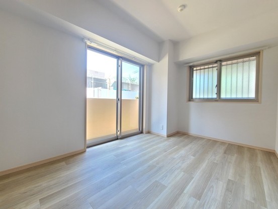 apartment 埼玉県さいたま市南区南浦和２丁目38-1 北原ビル1階