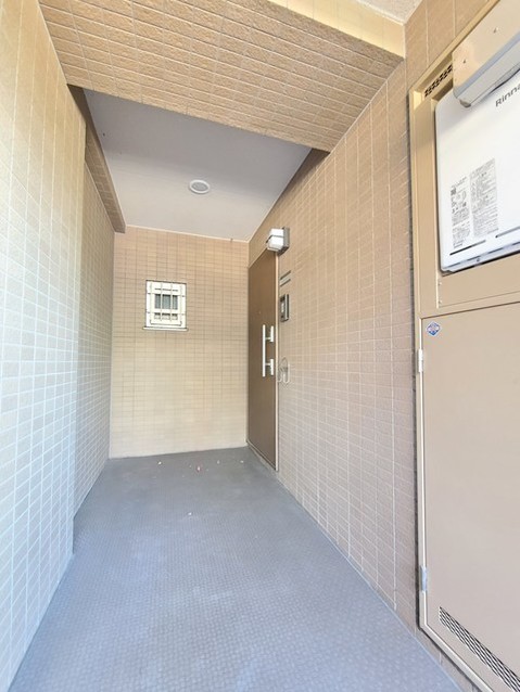 apartment 埼玉県さいたま市南区南浦和２丁目38-1 北原ビル1階