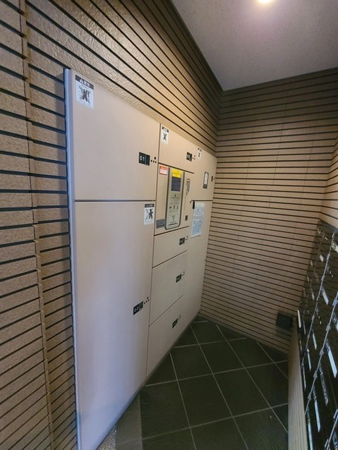 apartment 埼玉県さいたま市南区南浦和２丁目38-1 北原ビル1階