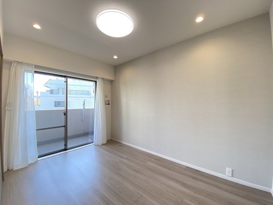 apartment 埼玉県さいたま市南区南浦和２丁目38-1 北原ビル1階