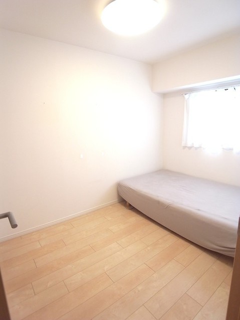 apartment 埼玉県さいたま市南区南浦和２丁目38-1 北原ビル1階