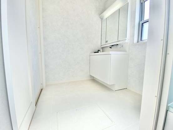 apartment 埼玉県さいたま市南区南浦和２丁目38-1 北原ビル1階