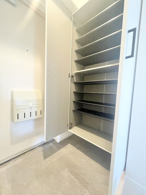 apartment 埼玉県さいたま市南区南浦和２丁目38-1 北原ビル1階