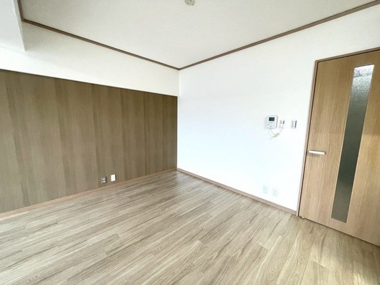 apartment 埼玉県さいたま市南区南浦和２丁目38-1 北原ビル1階