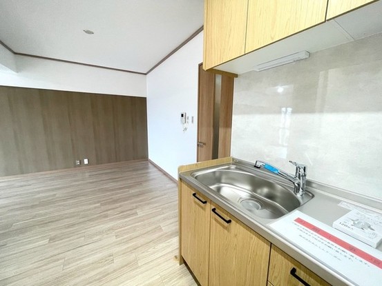 apartment 埼玉県さいたま市南区南浦和２丁目38-1 北原ビル1階
