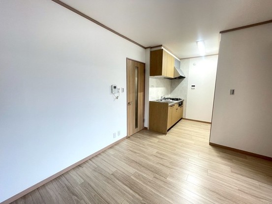 apartment 埼玉県さいたま市南区南浦和２丁目38-1 北原ビル1階