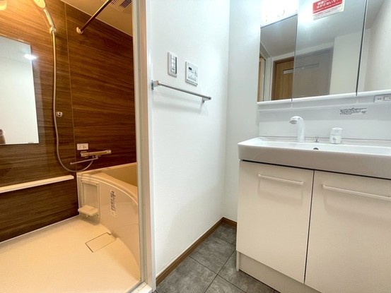 apartment 埼玉県さいたま市南区南浦和２丁目38-1 北原ビル1階