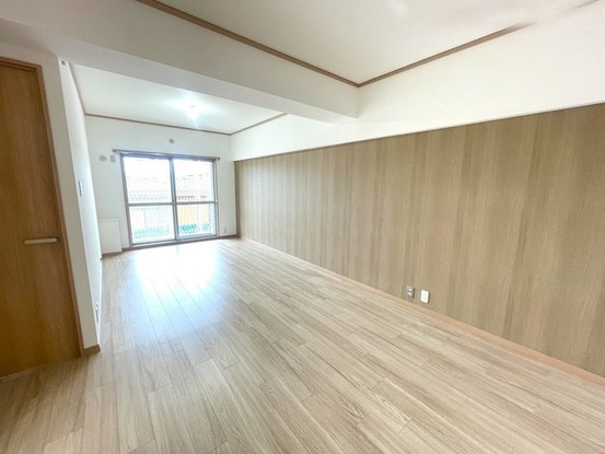 apartment 埼玉県さいたま市南区南浦和２丁目38-1 北原ビル1階