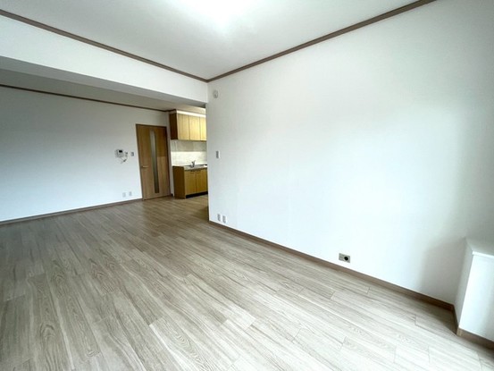 apartment 埼玉県さいたま市南区南浦和２丁目38-1 北原ビル1階
