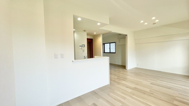 apartment 埼玉県さいたま市南区南浦和２丁目38-1 北原ビル1階