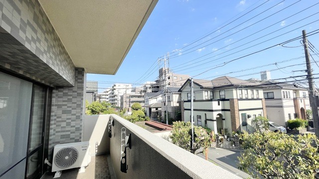 apartment 埼玉県さいたま市南区南浦和２丁目38-1 北原ビル1階