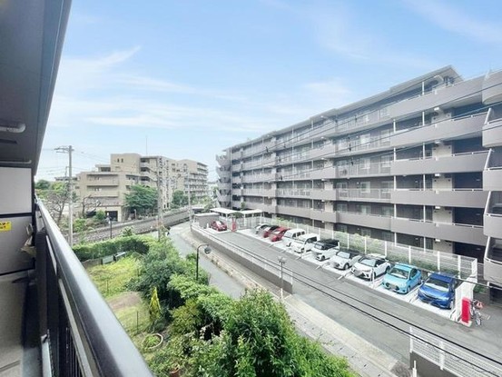 apartment 埼玉県さいたま市南区南浦和２丁目38-1 北原ビル1階