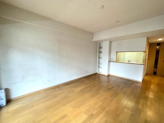 apartment 埼玉県さいたま市南区南浦和２丁目38-1 北原ビル1階