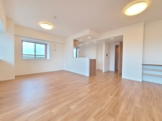 apartment 埼玉県さいたま市南区南浦和２丁目38-1 北原ビル1階