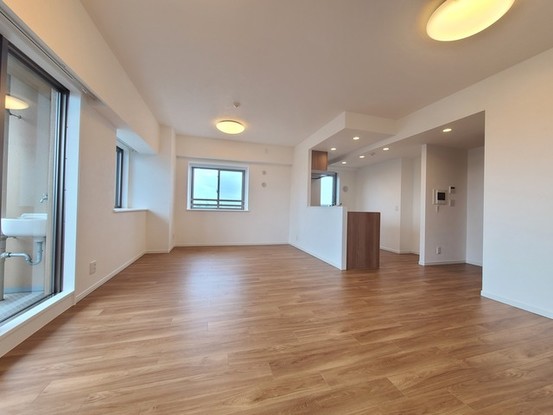 apartment 埼玉県さいたま市南区南浦和２丁目38-1 北原ビル1階
