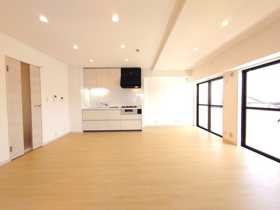 apartment 埼玉県さいたま市南区南浦和２丁目38-1 北原ビル1階