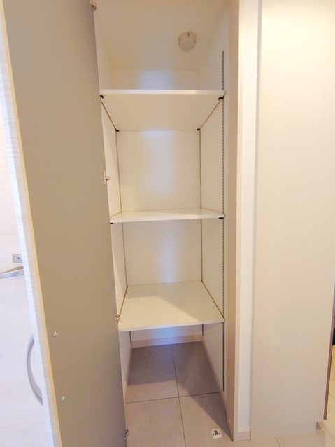 apartment 埼玉県さいたま市南区南浦和２丁目38-1 北原ビル1階