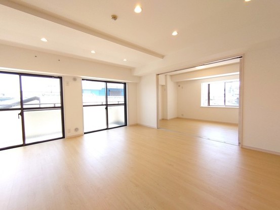 apartment 埼玉県さいたま市南区南浦和２丁目38-1 北原ビル1階