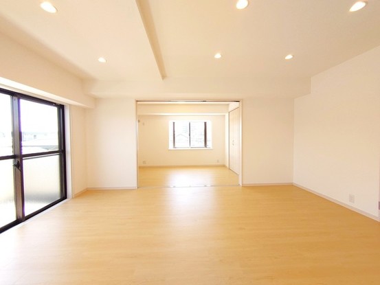 apartment 埼玉県さいたま市南区南浦和２丁目38-1 北原ビル1階