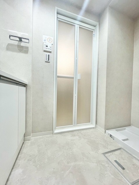 apartment 埼玉県さいたま市南区南浦和２丁目38-1 北原ビル1階