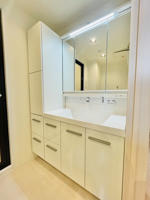 apartment 埼玉県さいたま市南区南浦和２丁目38-1 北原ビル1階