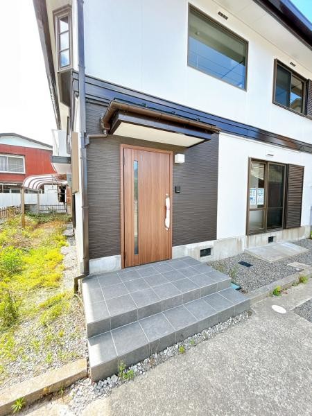 detached 宮城県亘理郡亘理町字上町
地図を見る