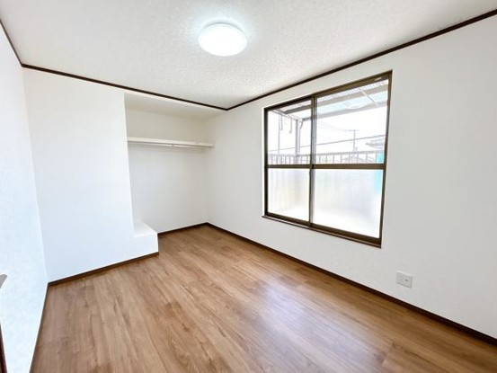 detached 宮城県亘理郡亘理町逢隈中泉字新一里壇
地図を見る