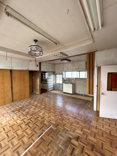 detached 宮城県白石市東町２丁目
地図を見る