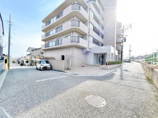 apartment 新潟県新潟市中央区小張木３丁目10-25