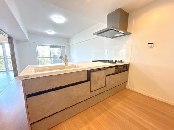 apartment 新潟県新潟市中央区小張木３丁目10-25