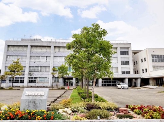 apartment 新潟県新潟市中央区小張木３丁目10-25