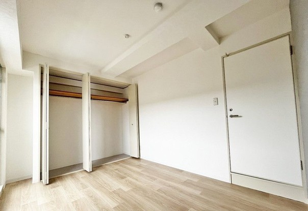 apartment 滋賀県野洲市冨波乙690-6 ヴァン・ドゥビル2階