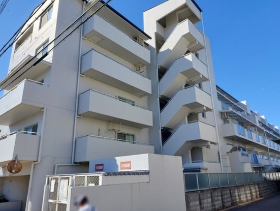 apartment 滋賀県野洲市冨波乙690-6 ヴァン・ドゥビル2階