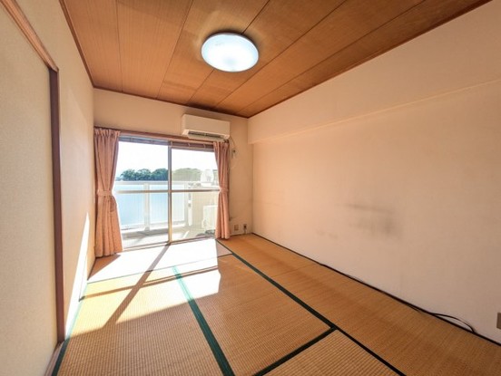 apartment 滋賀県野洲市冨波乙690-6 ヴァン・ドゥビル2階