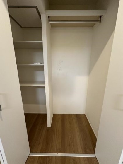 apartment 滋賀県野洲市冨波乙690-6 ヴァン・ドゥビル2階