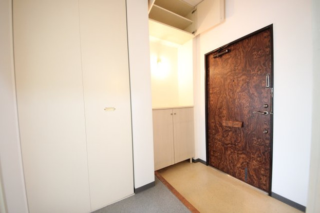 apartment 滋賀県野洲市冨波乙690-6 ヴァン・ドゥビル2階