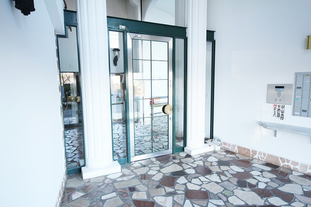 apartment 滋賀県野洲市冨波乙690-6 ヴァン・ドゥビル2階