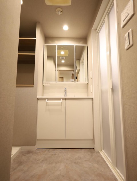 apartment 滋賀県野洲市冨波乙690-6 ヴァン・ドゥビル2階