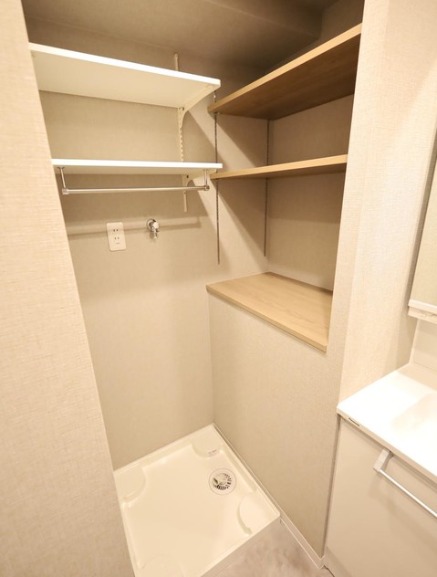 apartment 滋賀県野洲市冨波乙690-6 ヴァン・ドゥビル2階