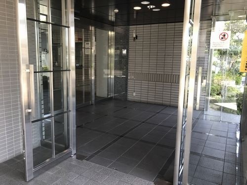 apartment 滋賀県野洲市冨波乙690-6 ヴァン・ドゥビル2階