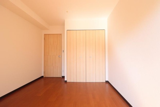 apartment 滋賀県野洲市冨波乙690-6 ヴァン・ドゥビル2階