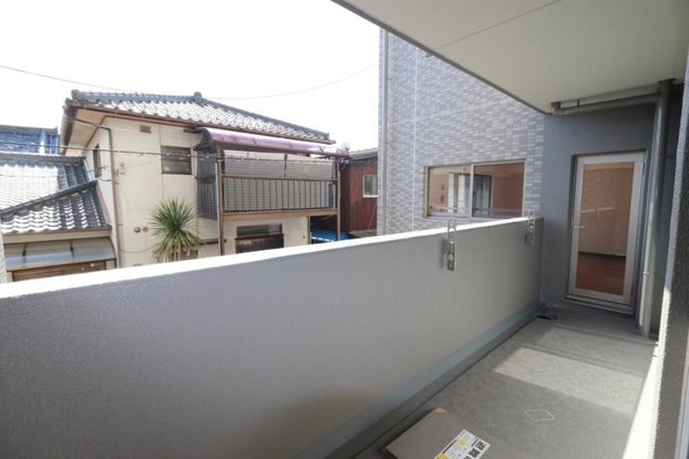 apartment 滋賀県野洲市冨波乙690-6 ヴァン・ドゥビル2階