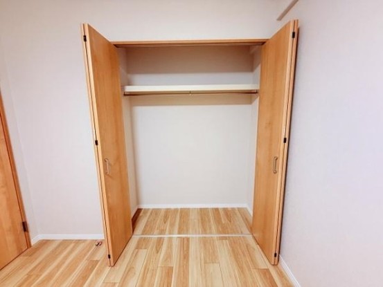 apartment 滋賀県野洲市冨波乙690-6 ヴァン・ドゥビル2階