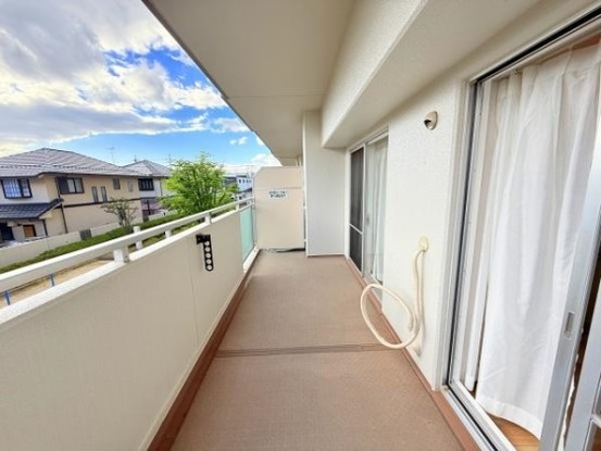 apartment 滋賀県野洲市冨波乙690-6 ヴァン・ドゥビル2階