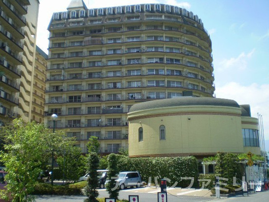 apartment 滋賀県野洲市冨波乙690-6 ヴァン・ドゥビル2階