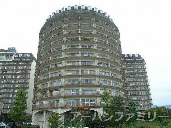 apartment 滋賀県野洲市冨波乙690-6 ヴァン・ドゥビル2階